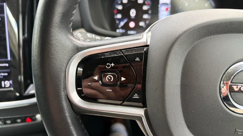 Volvo V60 2.0 B4D Cross Country 5dr AWD Auto Diesel Estate